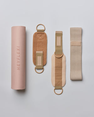 Neutrals essential workout set