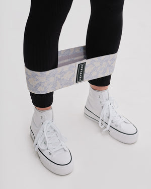 Oasis print fabric resistance band