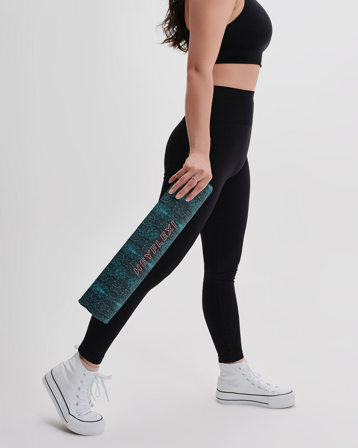 snake print barbell pad